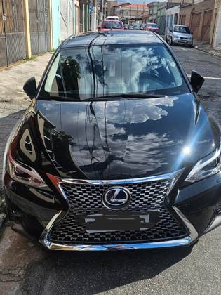 LEXUS CT200H 1.8 LUXURY 16V HÍBRIDO 4P AUTOMÁTICO